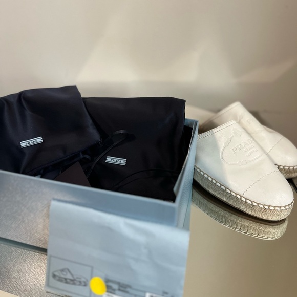 Like new Prada espadrille leather mule 41 $795 - Picture 9 of 9